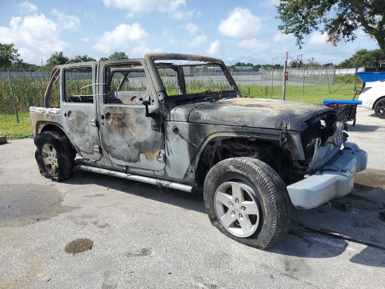 2017 Jeep Wrangler - Image 4