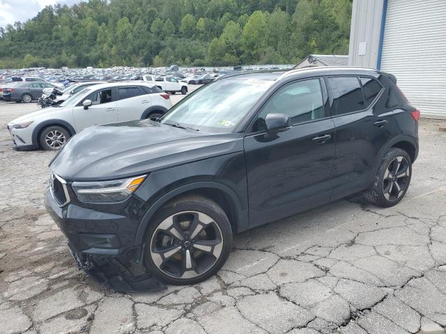 2020 Volvo Xc40 T5 Momentum