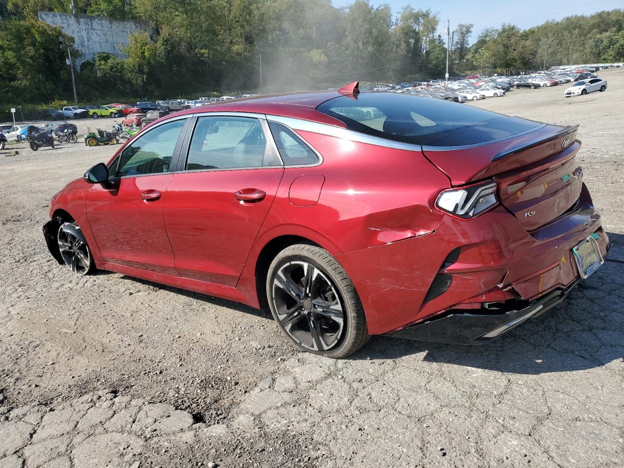 2021 Kia K5 - Image 2