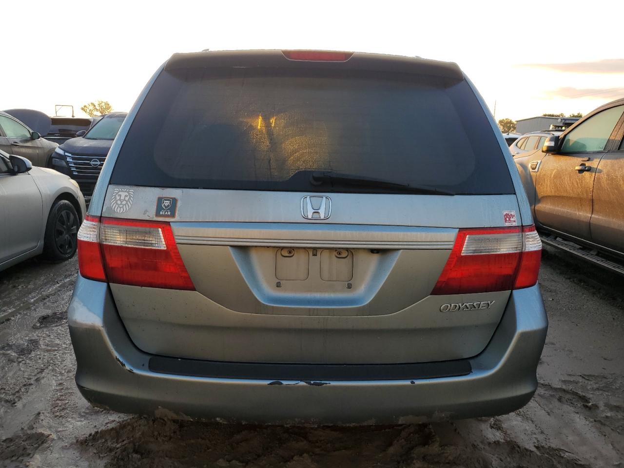 2005 Honda Odyssey Exl VIN: 5FNRL38745B097388 Lot: 73822754