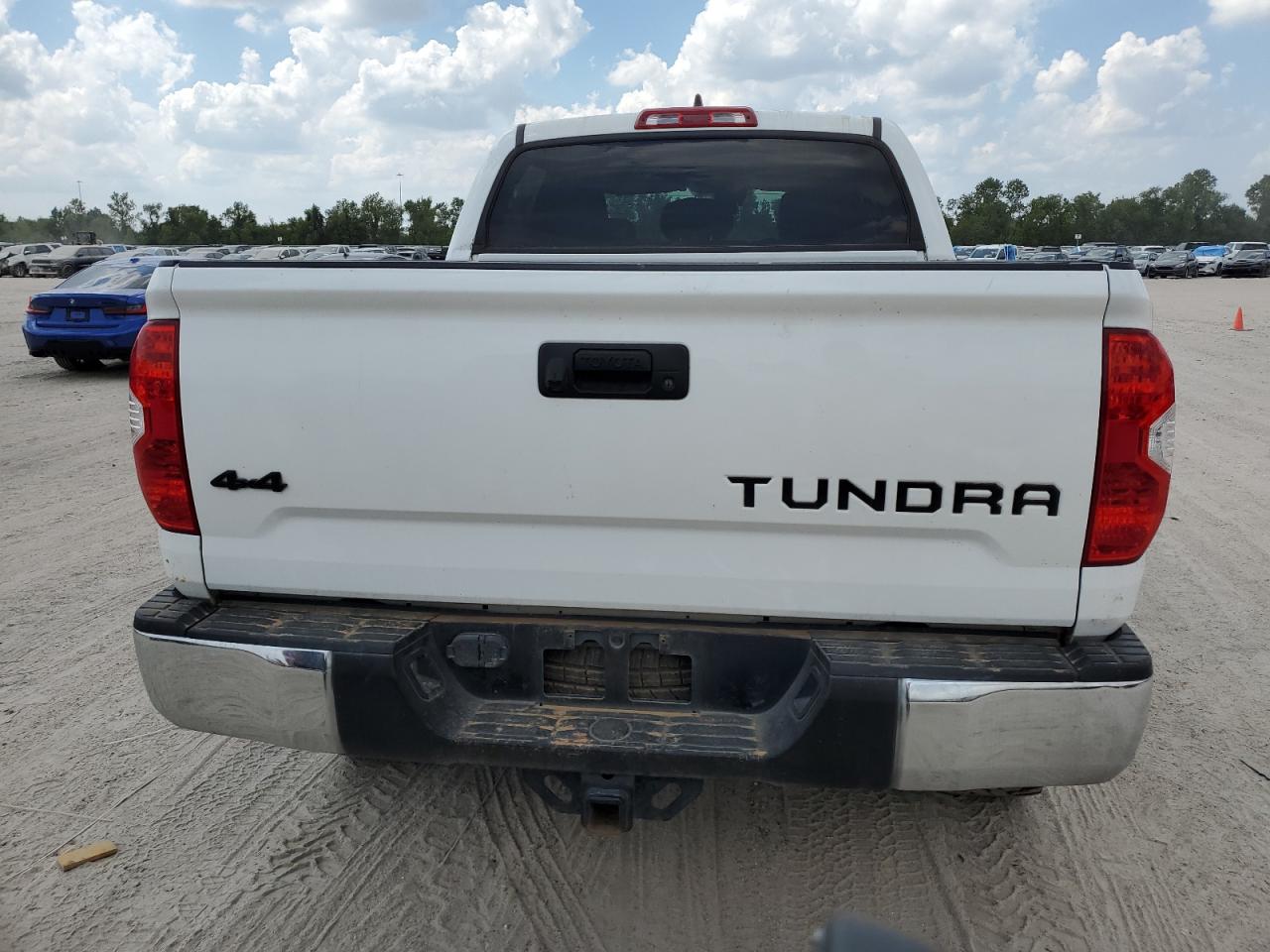 2020 Toyota Tundra Crewmax Sr5 VIN: 5TFDY5F17LX887051 Lot: 72805724