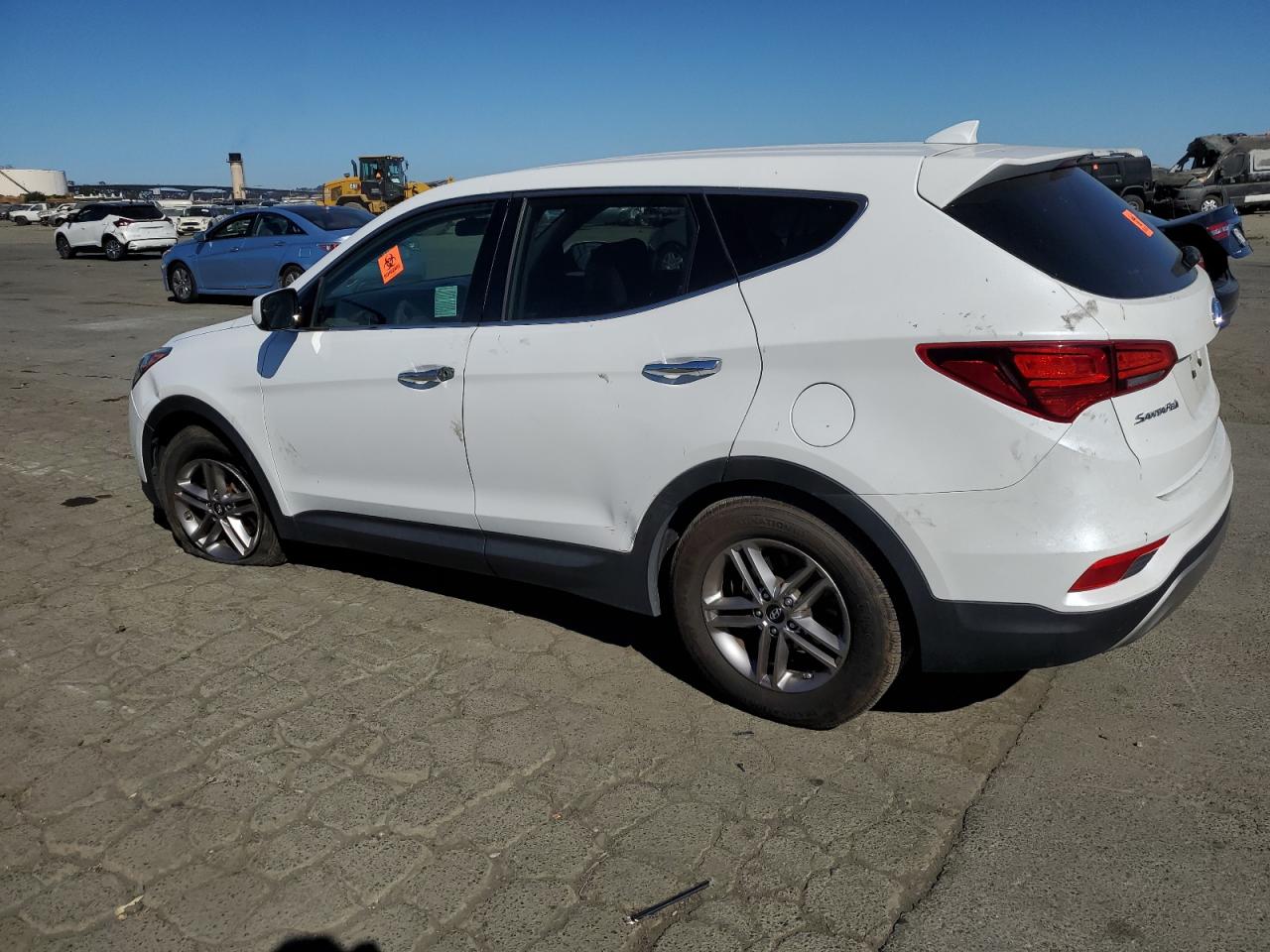 5NMZTDLB5HH029640 2017 HYUNDAI SANTA FE - Image 2