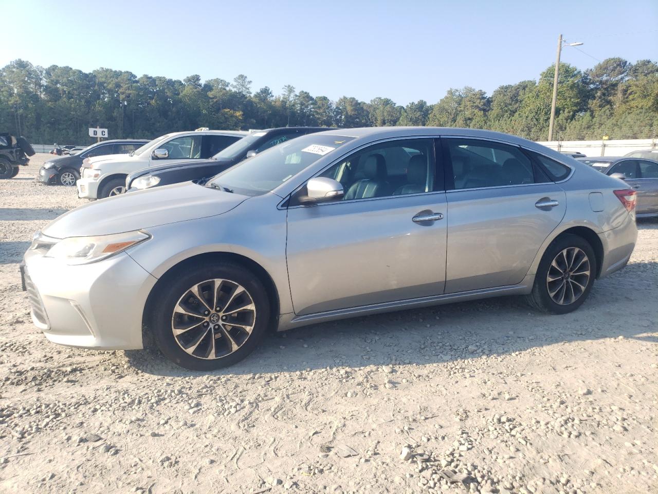 4T1BK1EB6HU251737 2017 TOYOTA AVALON - Image 1