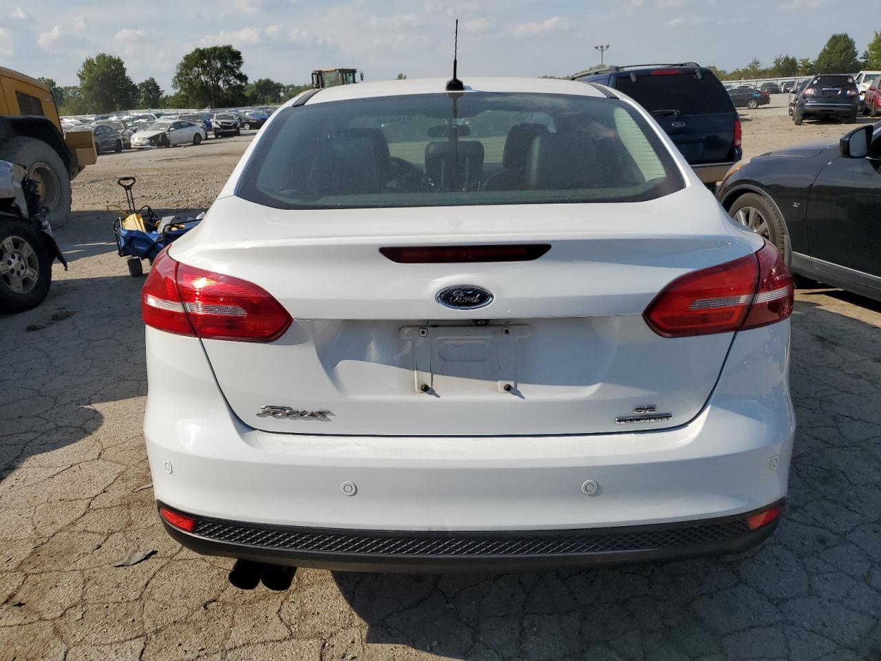 1FADP3F22GL295267 2016 Ford Focus Se
