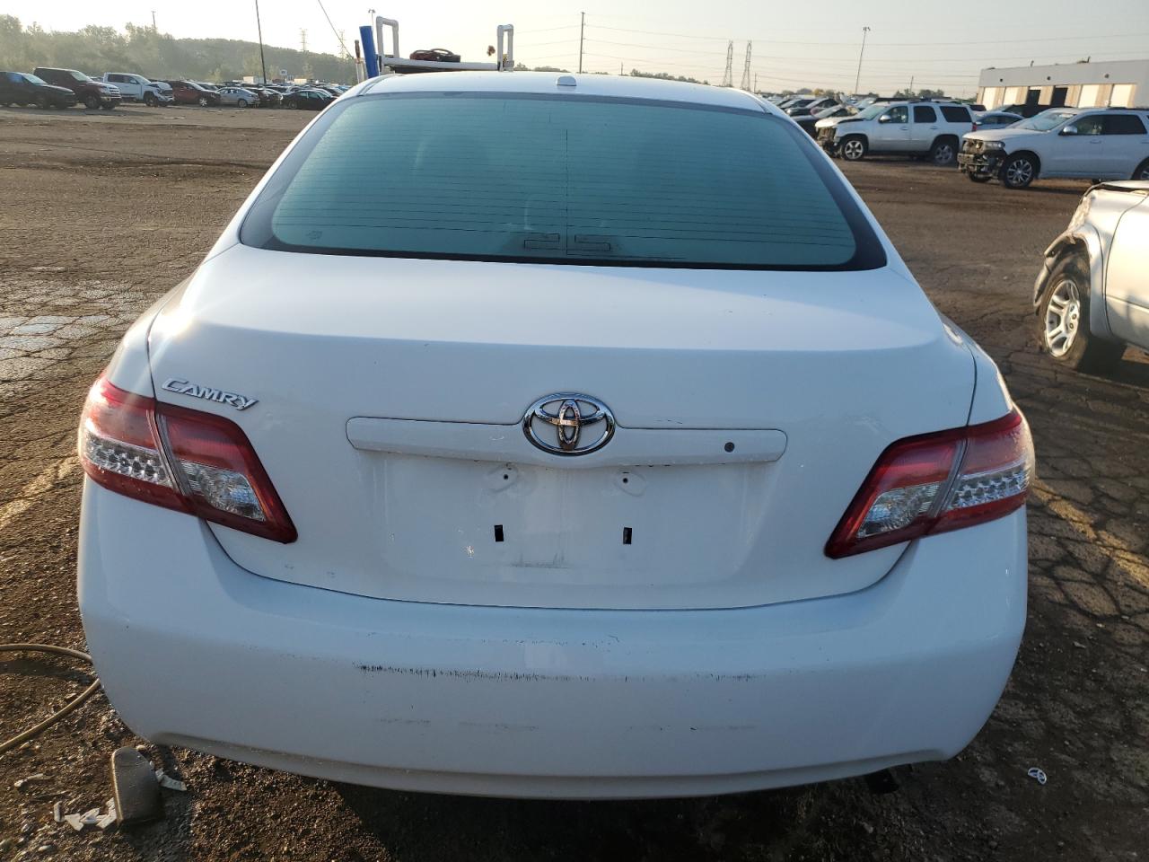 2011 Toyota Camry Base VIN: 4T1BF3EK2BU650040 Lot: 70834704