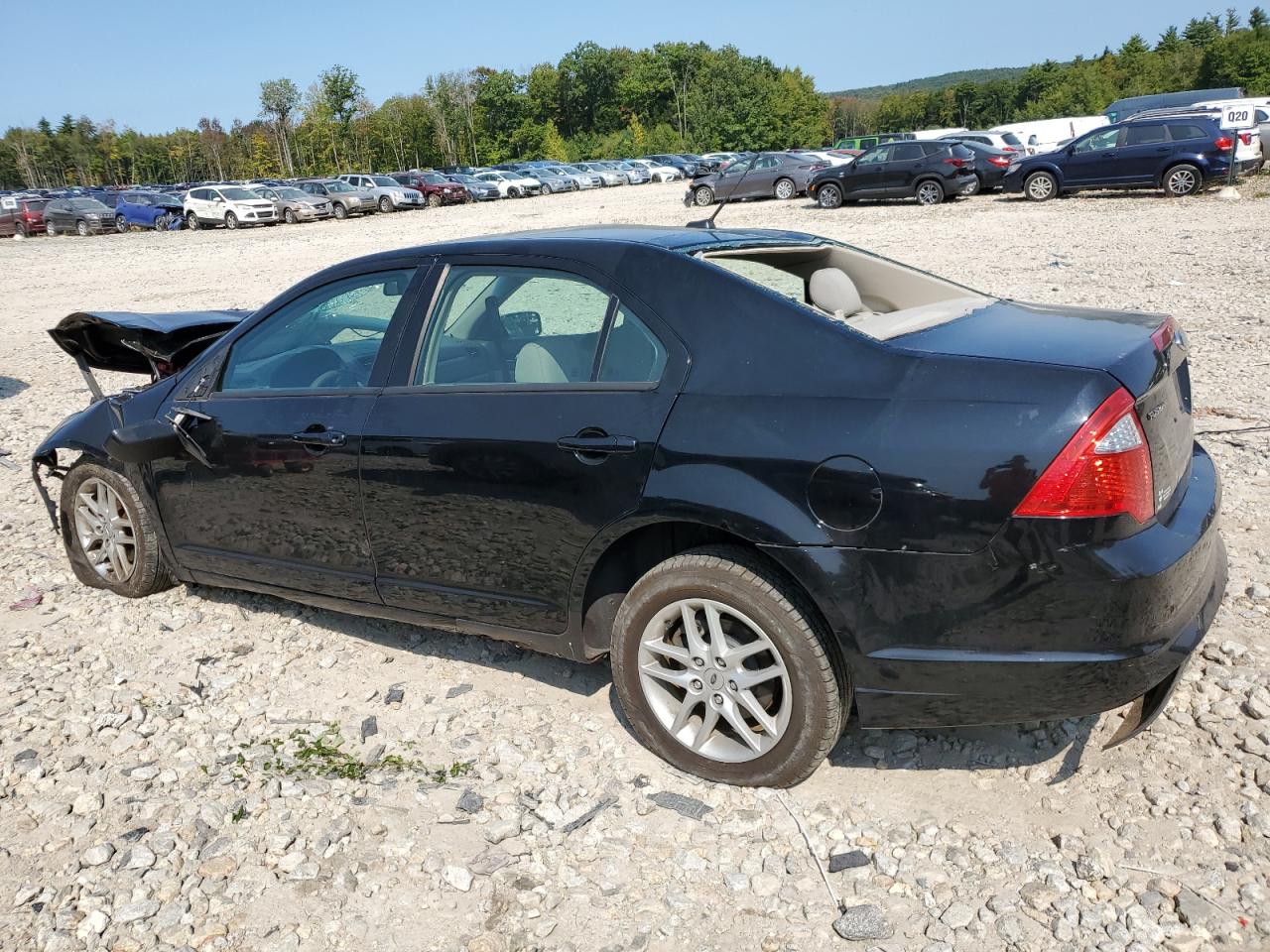 2012 Ford Fusion - Image 2
