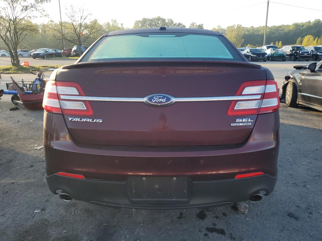 1FAHP2E84JG136493 2018 Ford Taurus Sel