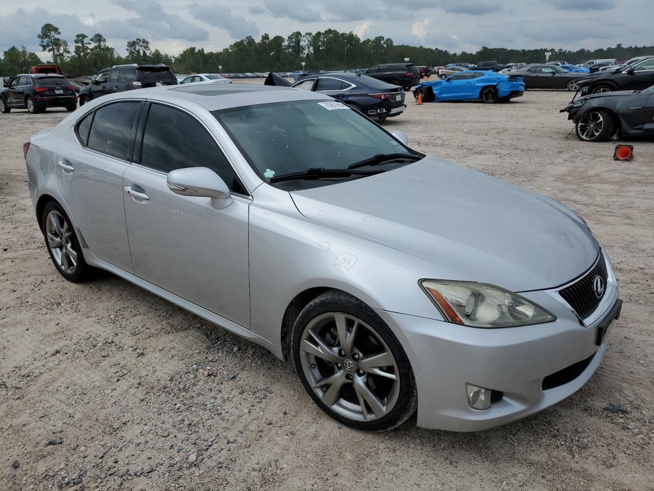 2010 Lexus IS - Image 4