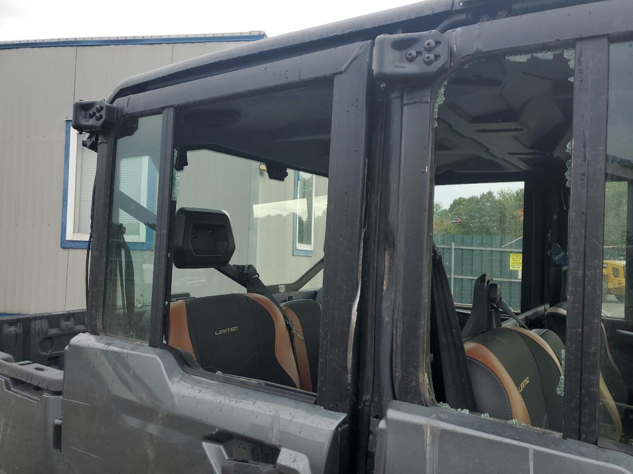 2024 Can-Am Defender Max Limited Cab Hd10 VIN: 3JBUUAX42RK015371 Lot: 72036954