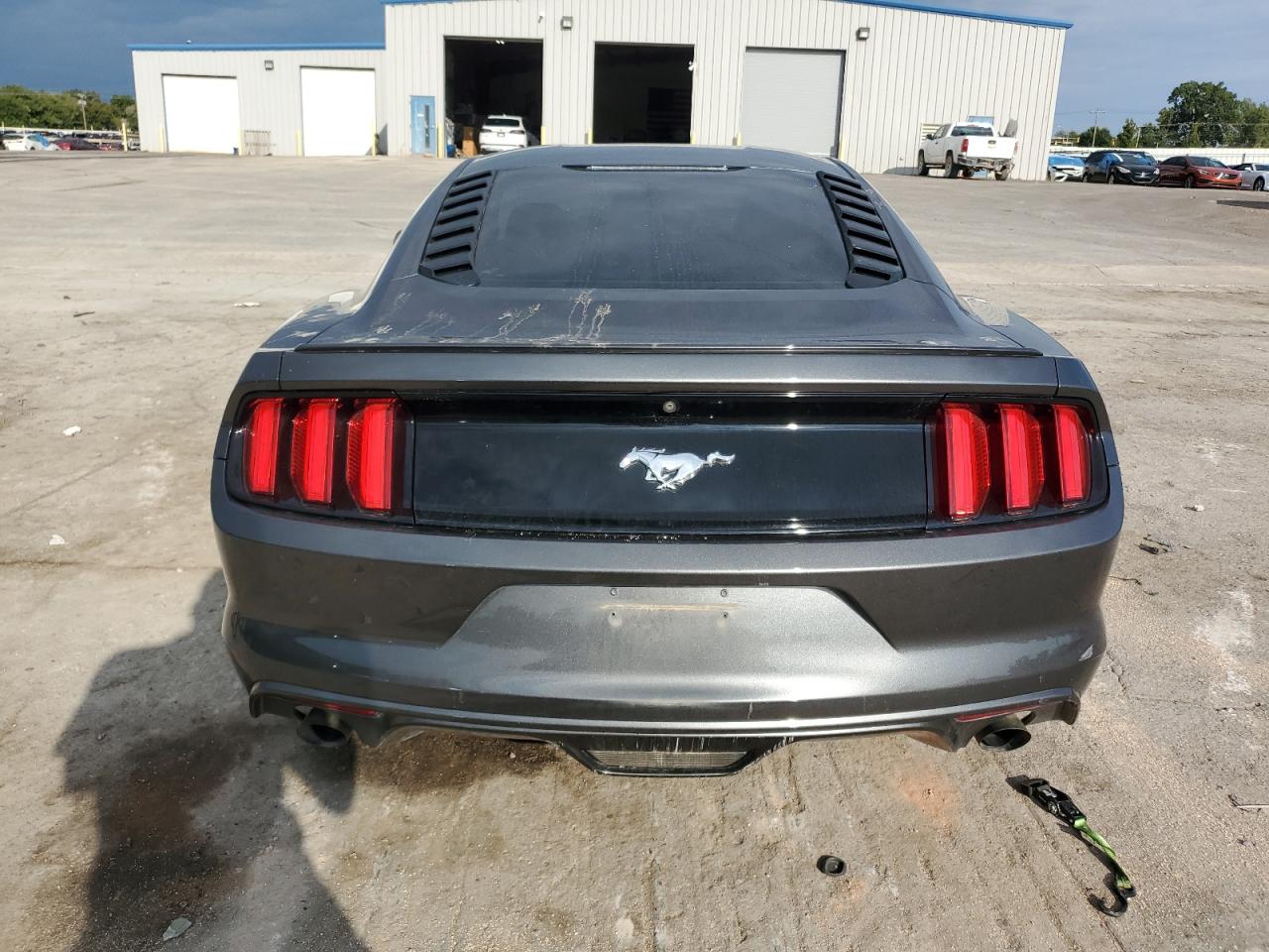 2016 Ford Mustang VIN: 1FA6P8TH5G5267708 Lot: 71727434