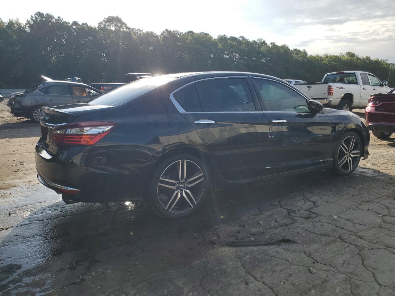 2016 Honda Accord - Image 3