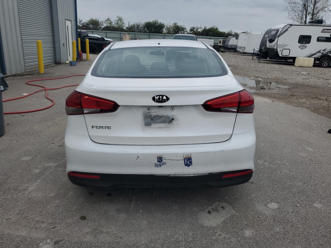 2018 Kia Forte Lx VIN: 3KPFL4A7XJE211395 Lot: 72534614