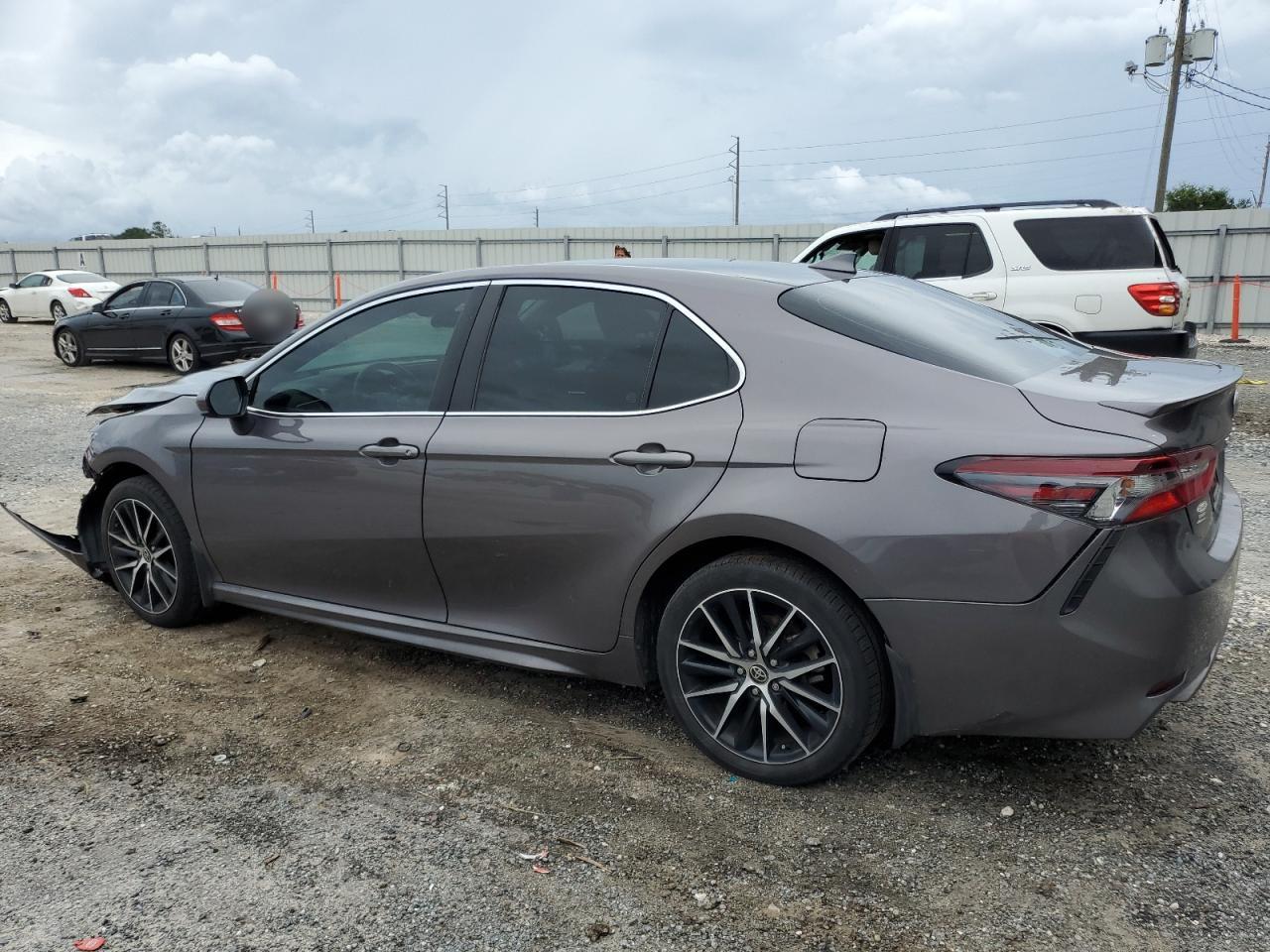 4T1G11AK6MU581497 2021 Toyota Camry Se