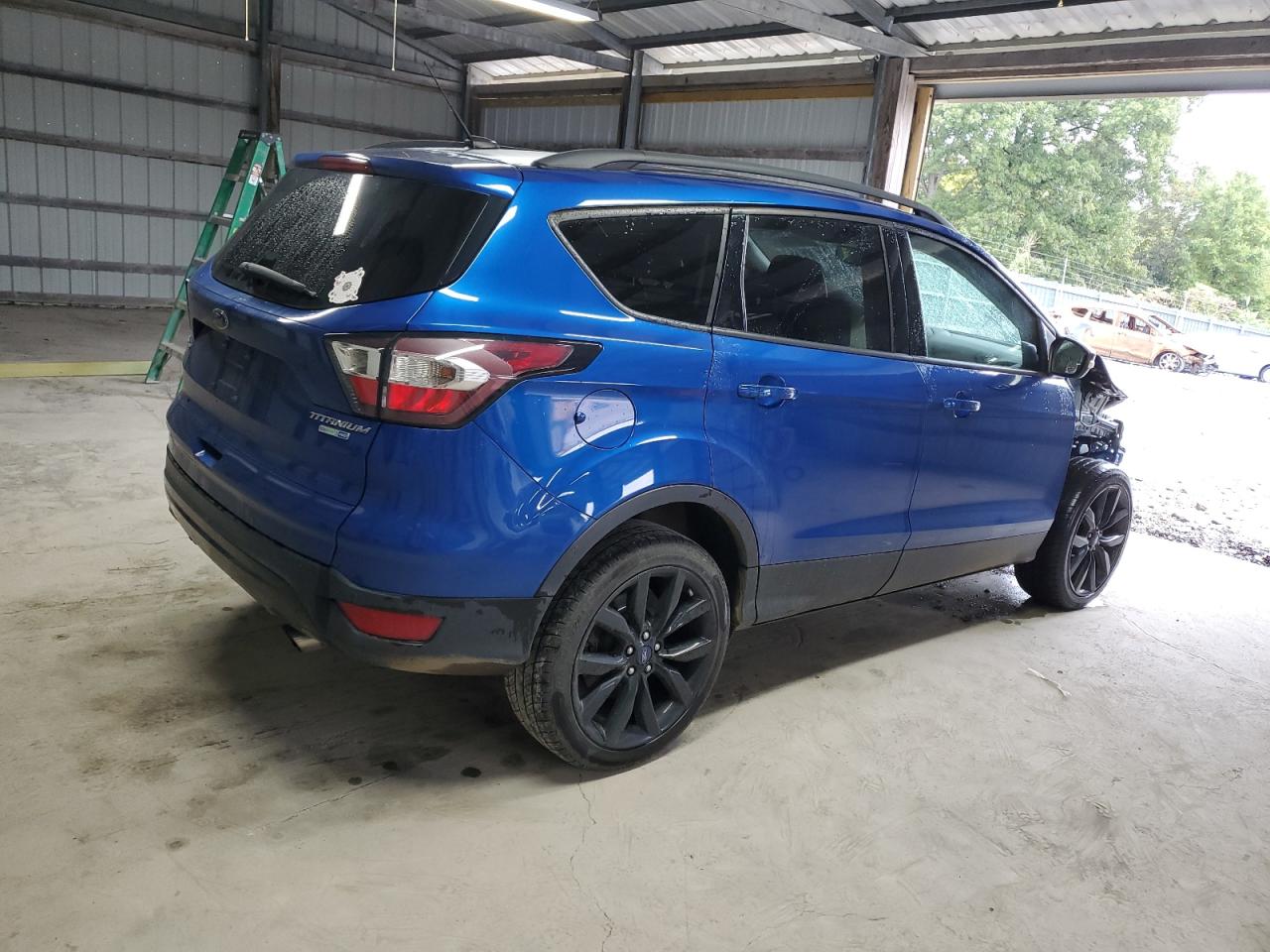 1FMCU9JDXHUE32974 2017 Ford Escape Titanium