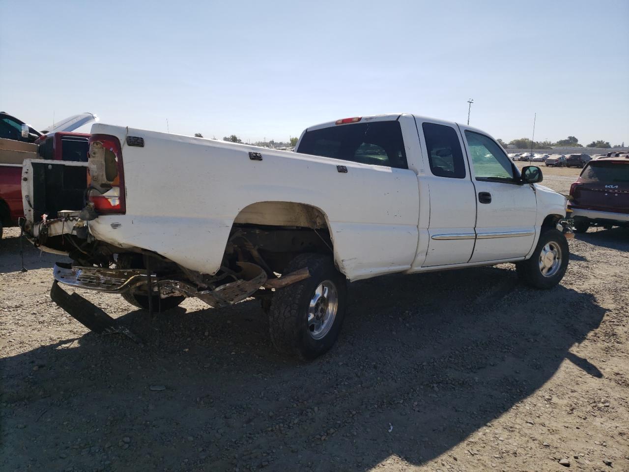 2003 GMC Sierra - Image 3
