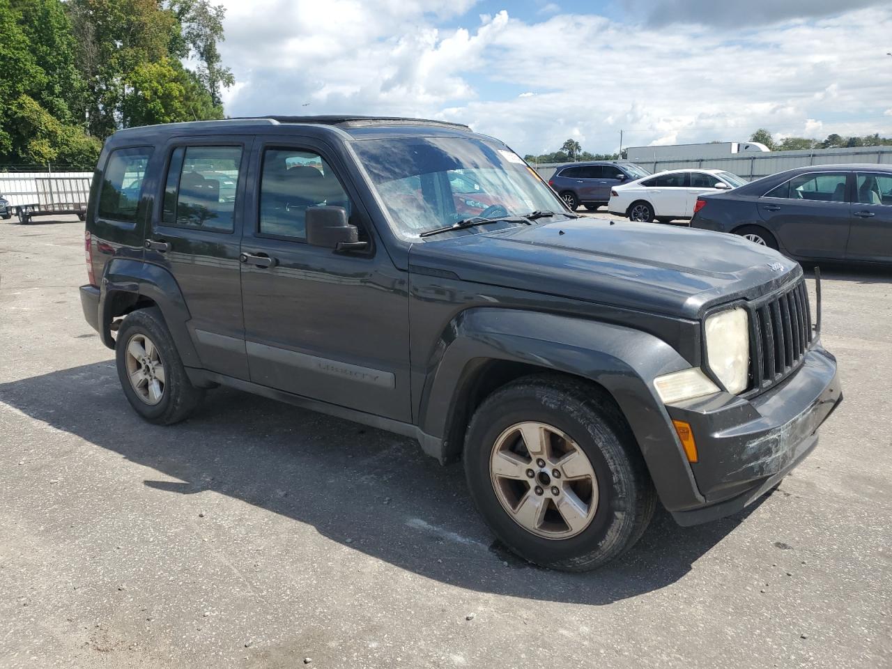 2011 Jeep Liberty (North America) - Image 4