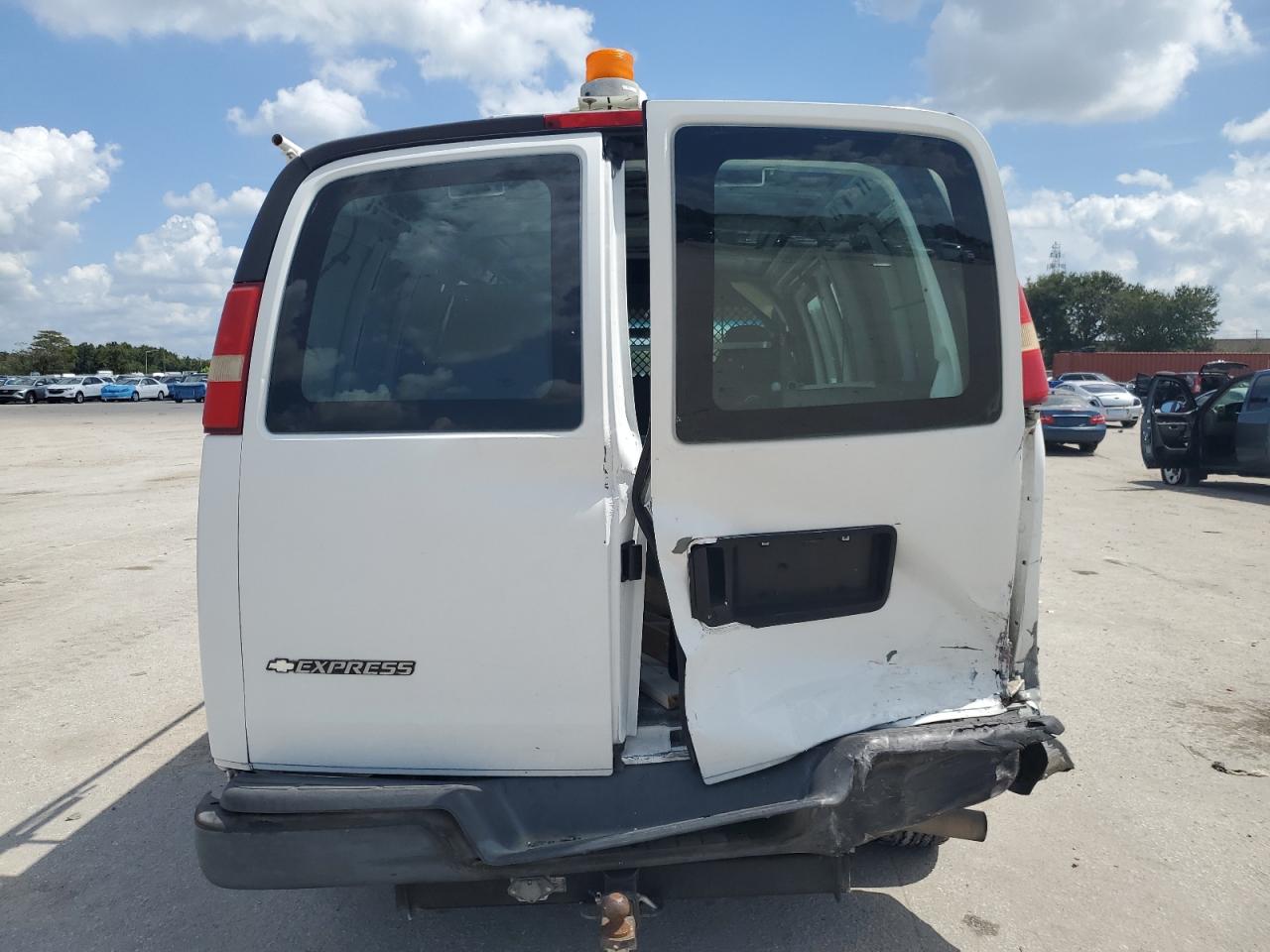 2007 Chevrolet Express G1500 VIN: 1GCFG15X271161438 Lot: 71849794