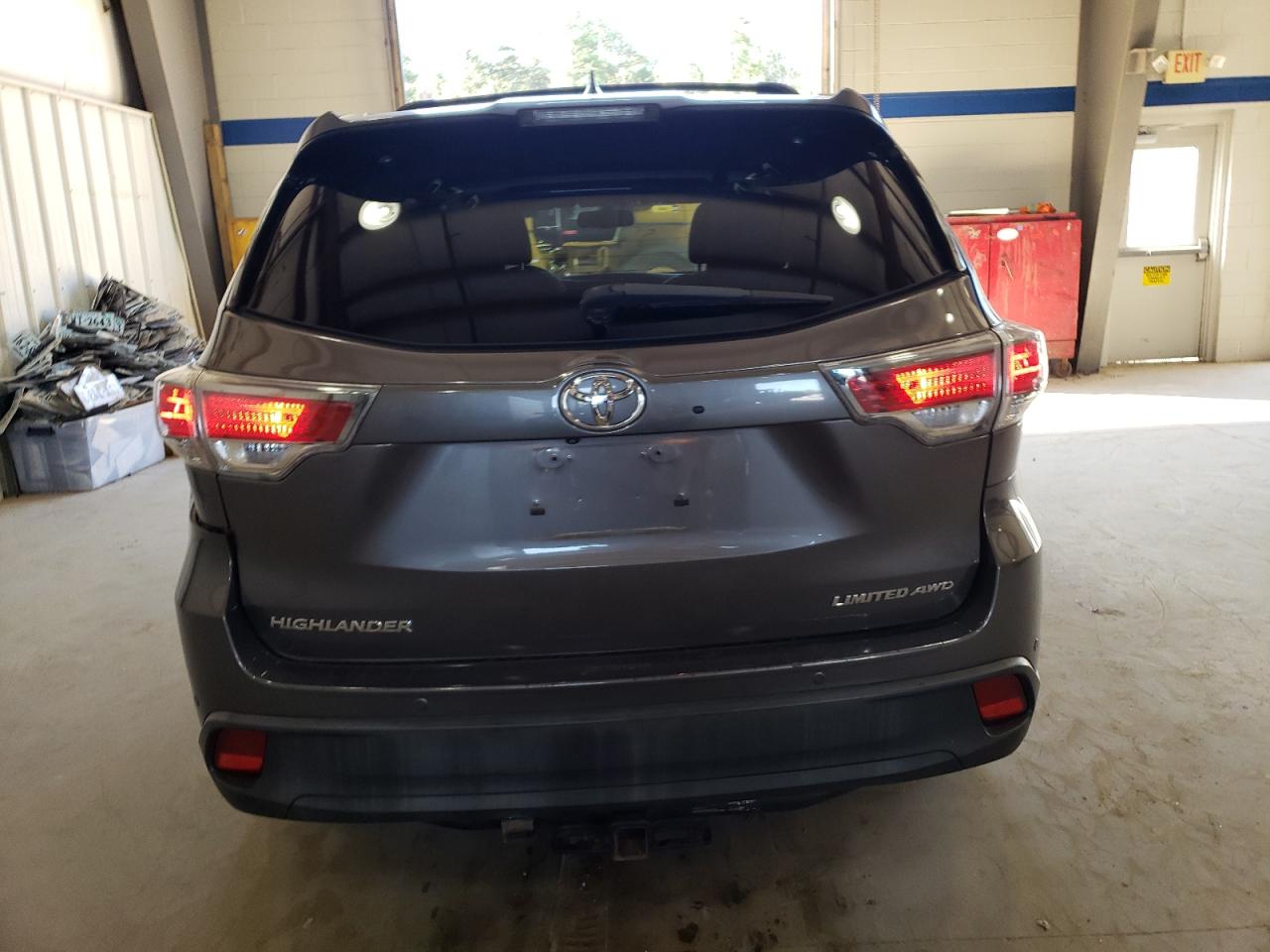 5TDDKRFH3FS156035 2015 Toyota Highlander Limited