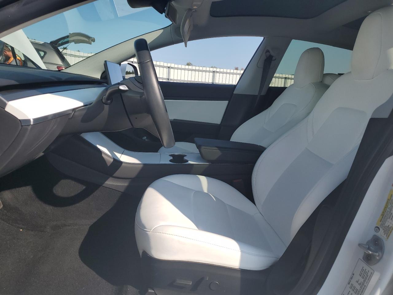 5YJ3E1EBXKF391158 2019 Tesla Model 3