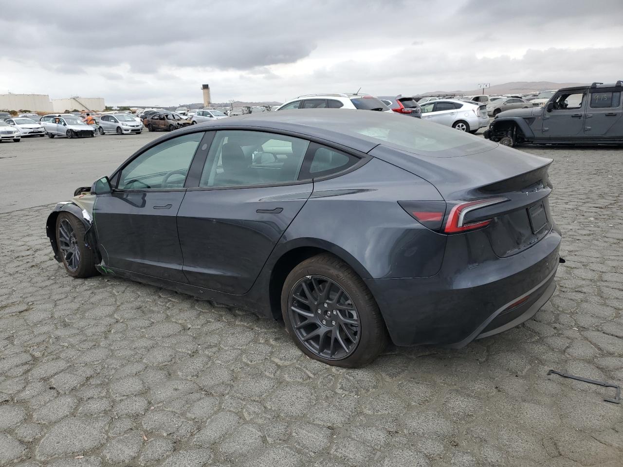 VIN 5YJ3E1EA6RF784057 2024 TESLA MODEL 3 no.2