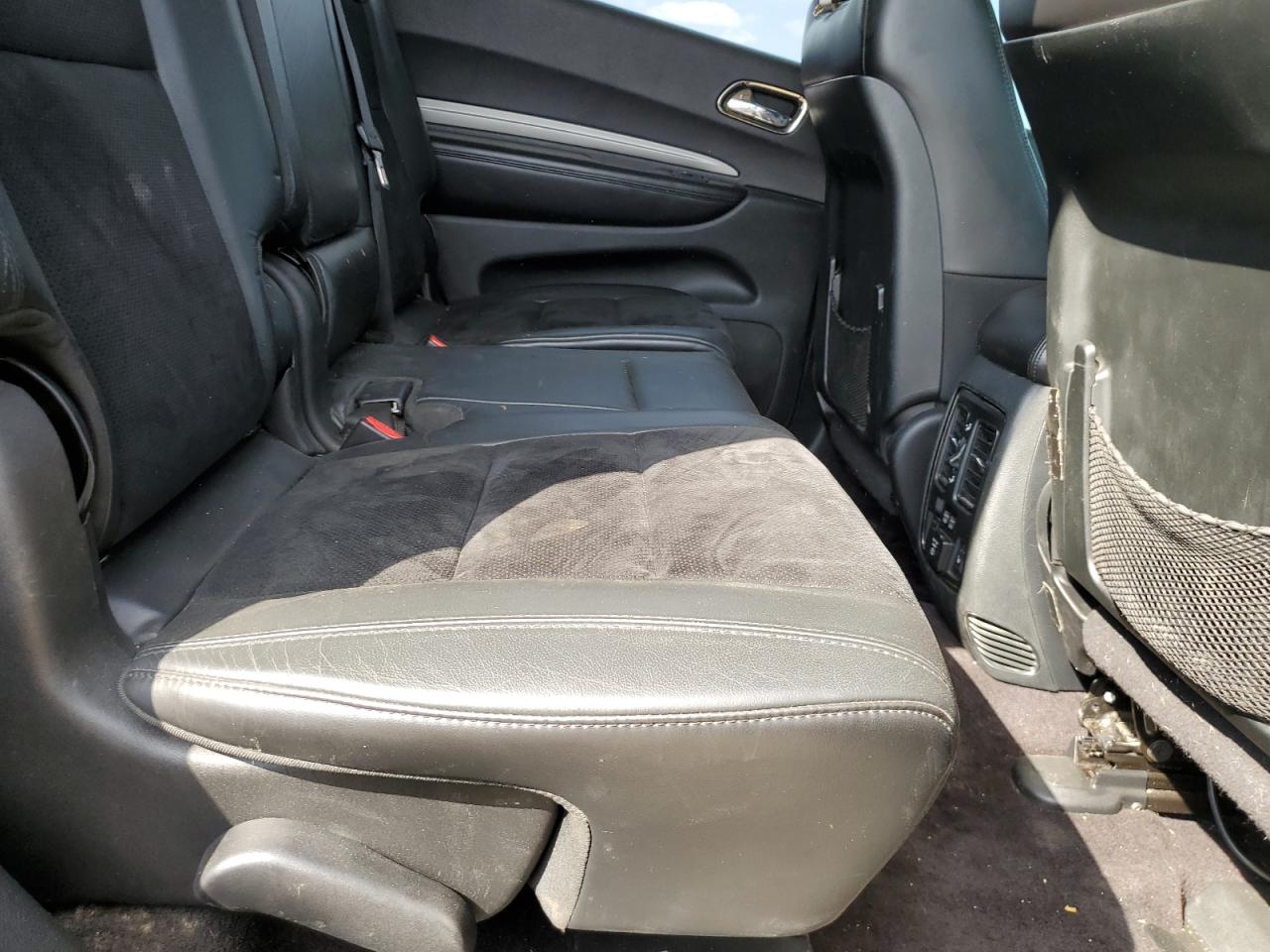 2018 Dodge Durango - Image 11