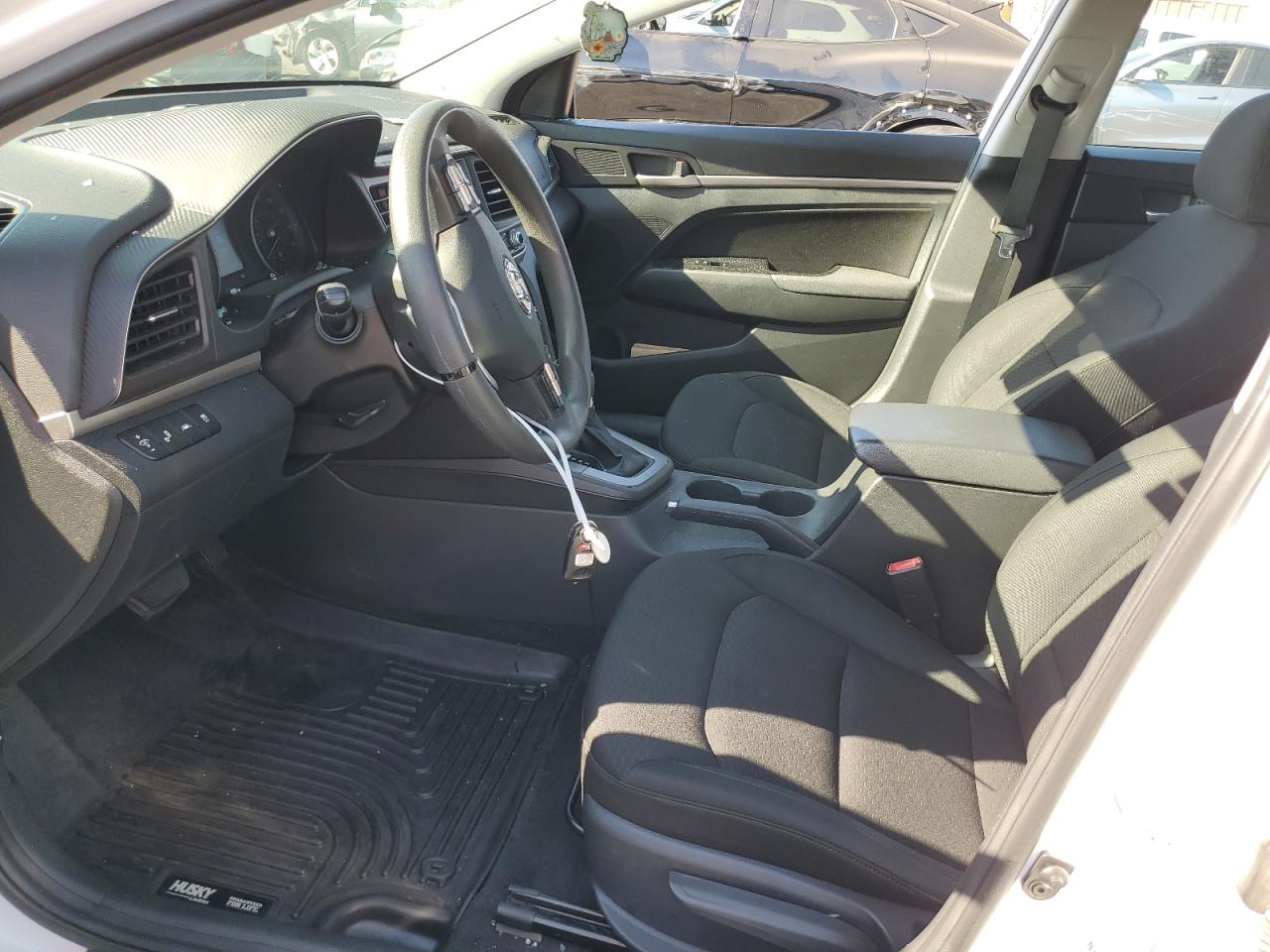 2020 Hyundai Elantra - Image 7