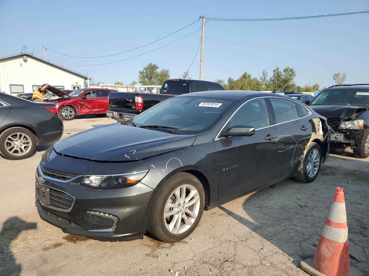 1G1ZD5ST0JF105502 2018 CHEVROLET MALIBU - Image 1