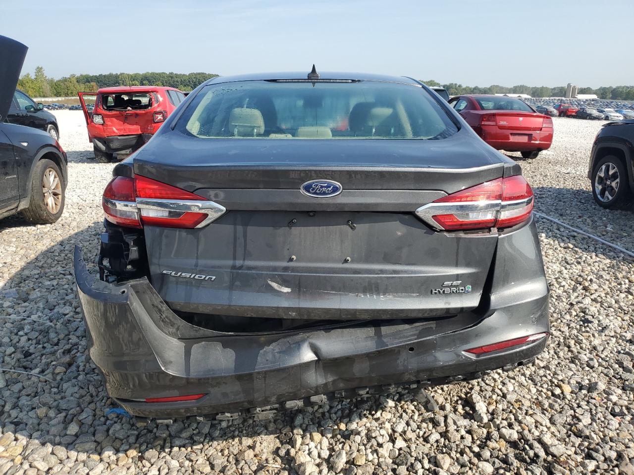 3FA6P0LU0KR132026 2019 Ford Fusion Se