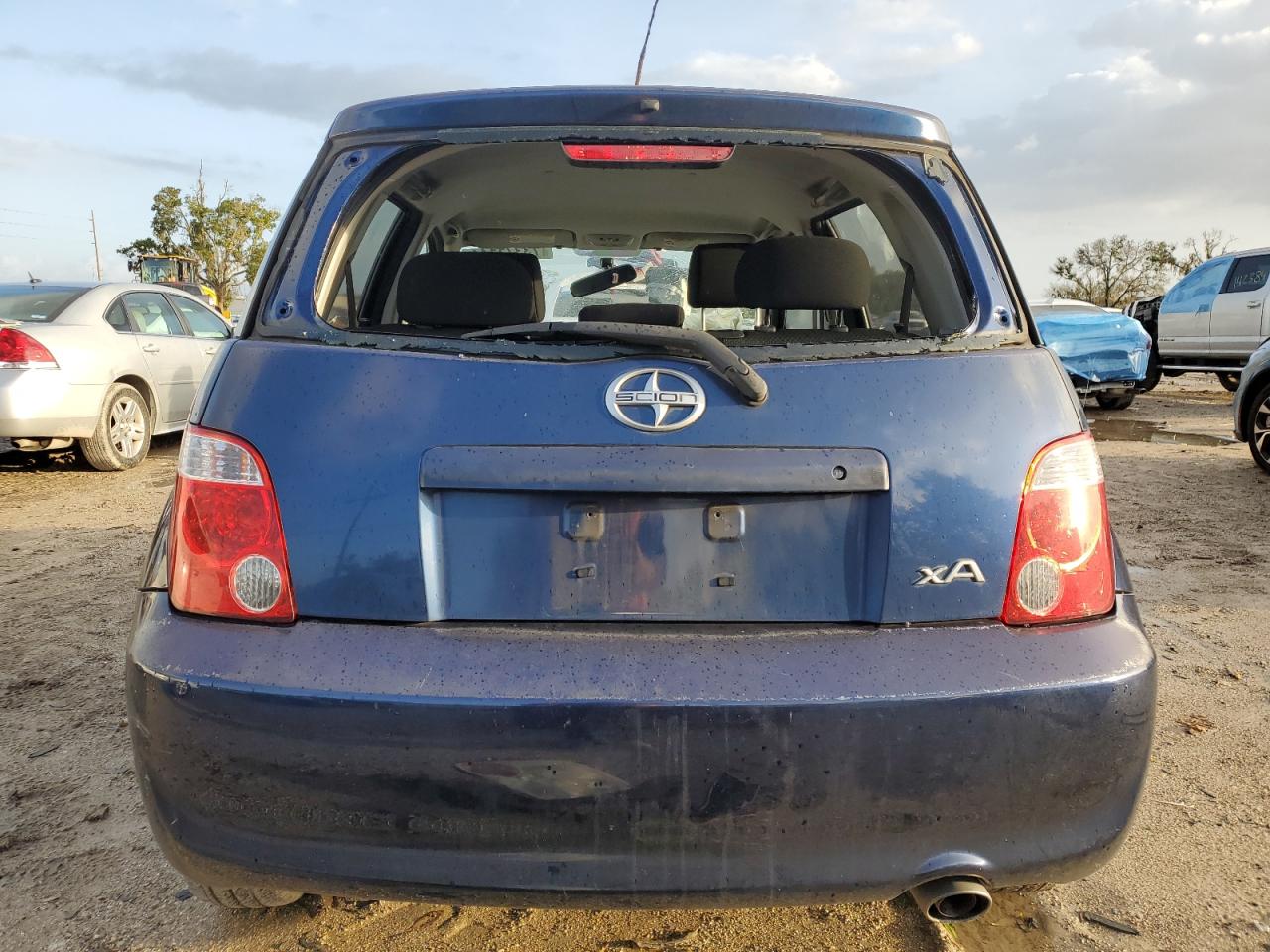 JTKKT624760153642 2006 Toyota Scion Xa