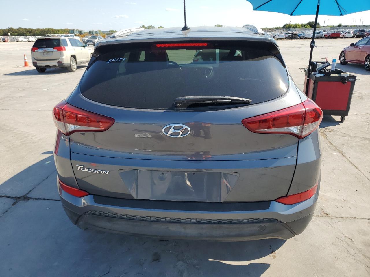 2016 Hyundai Tucson Limited VIN: KM8J33A46GU180677 Lot: 71620174