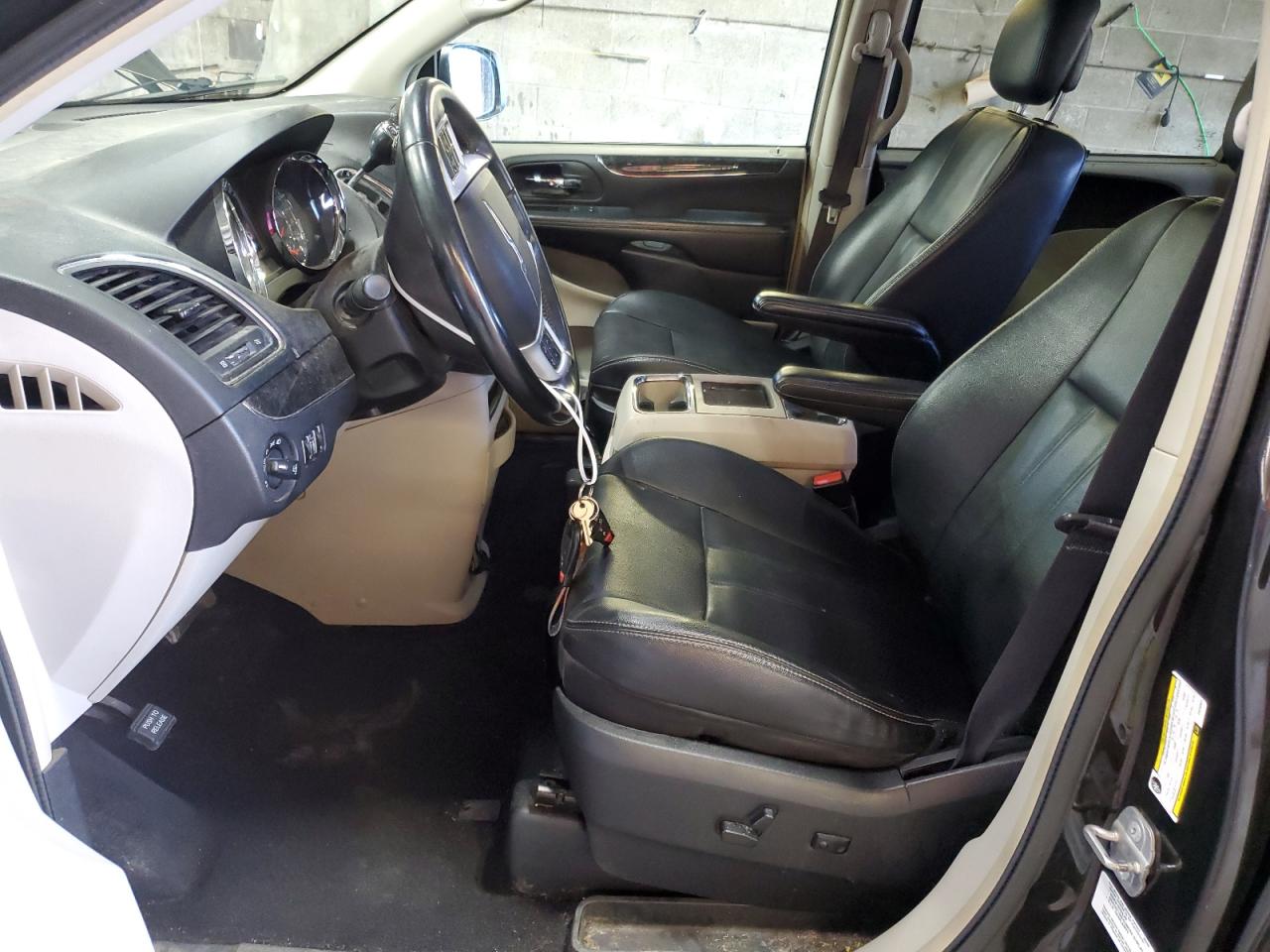 2014 Chrysler Town & Country Touring VIN: 2C4RC1BG4ER256931 Lot: 73319074