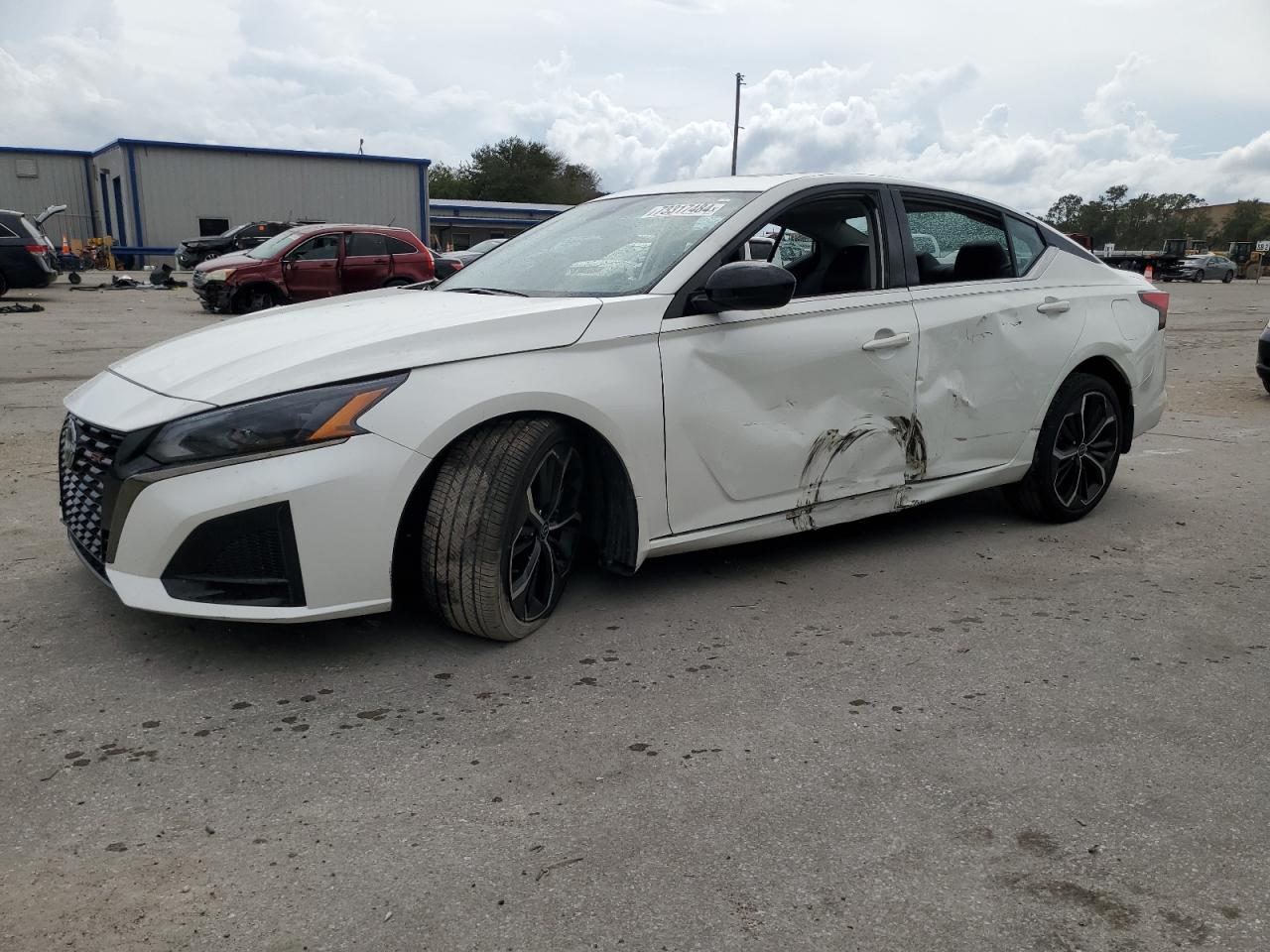 1N4BL4CV2PN384736 2023 NISSAN ALTIMA - Image 1