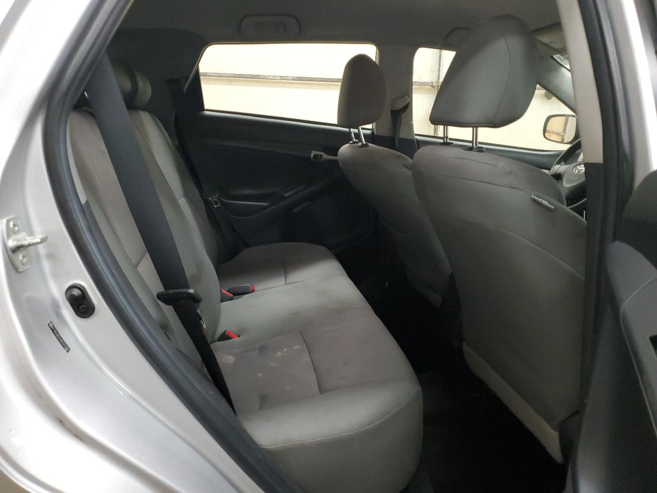 2010 Toyota Corolla - Image 11