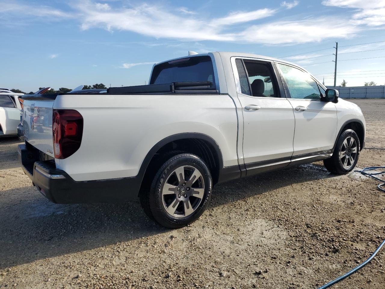 2018 Honda Ridgeline - Image 3