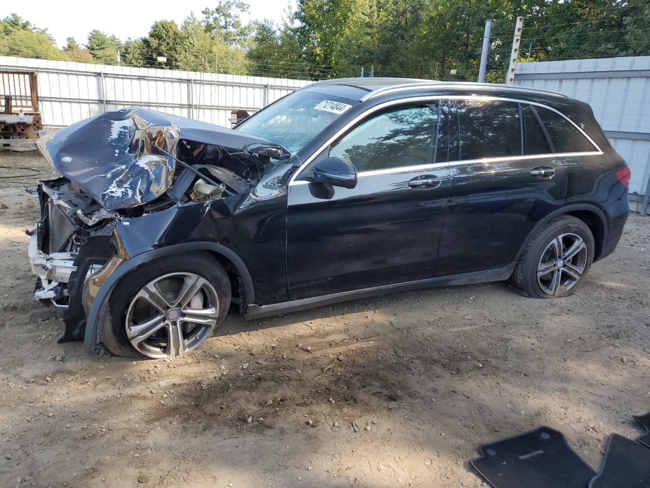 2017 Mercedes-Benz GLC - Image 1