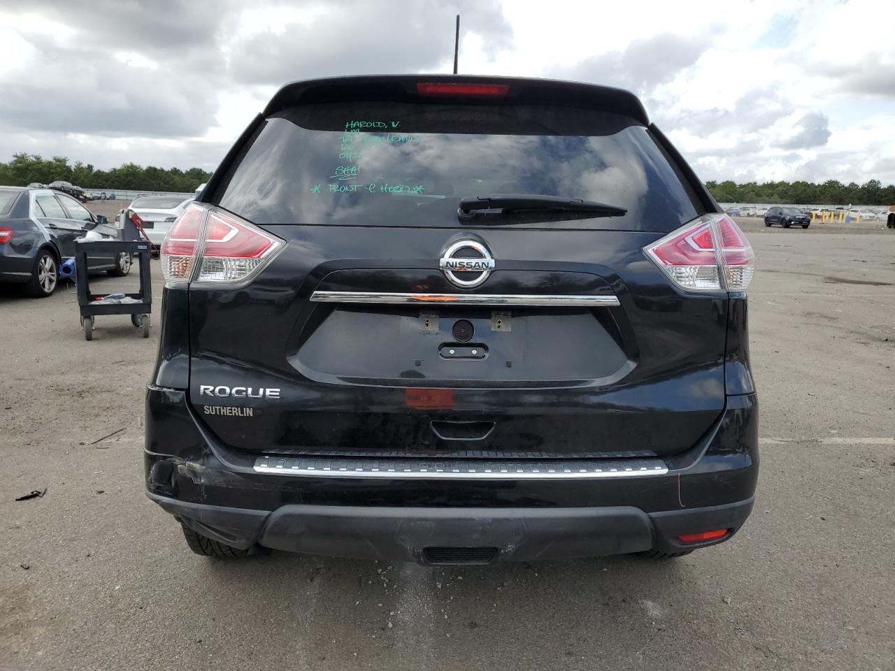 2016 Nissan Rogue S VIN: KNMAT2MT2GP637307 Lot: 69930884