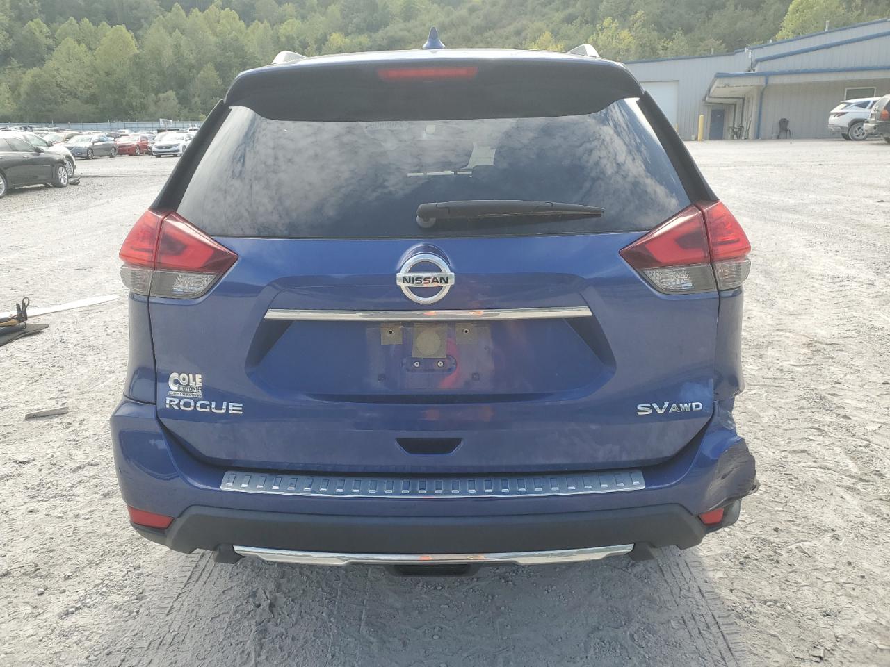 2017 Nissan Rogue - Image 6