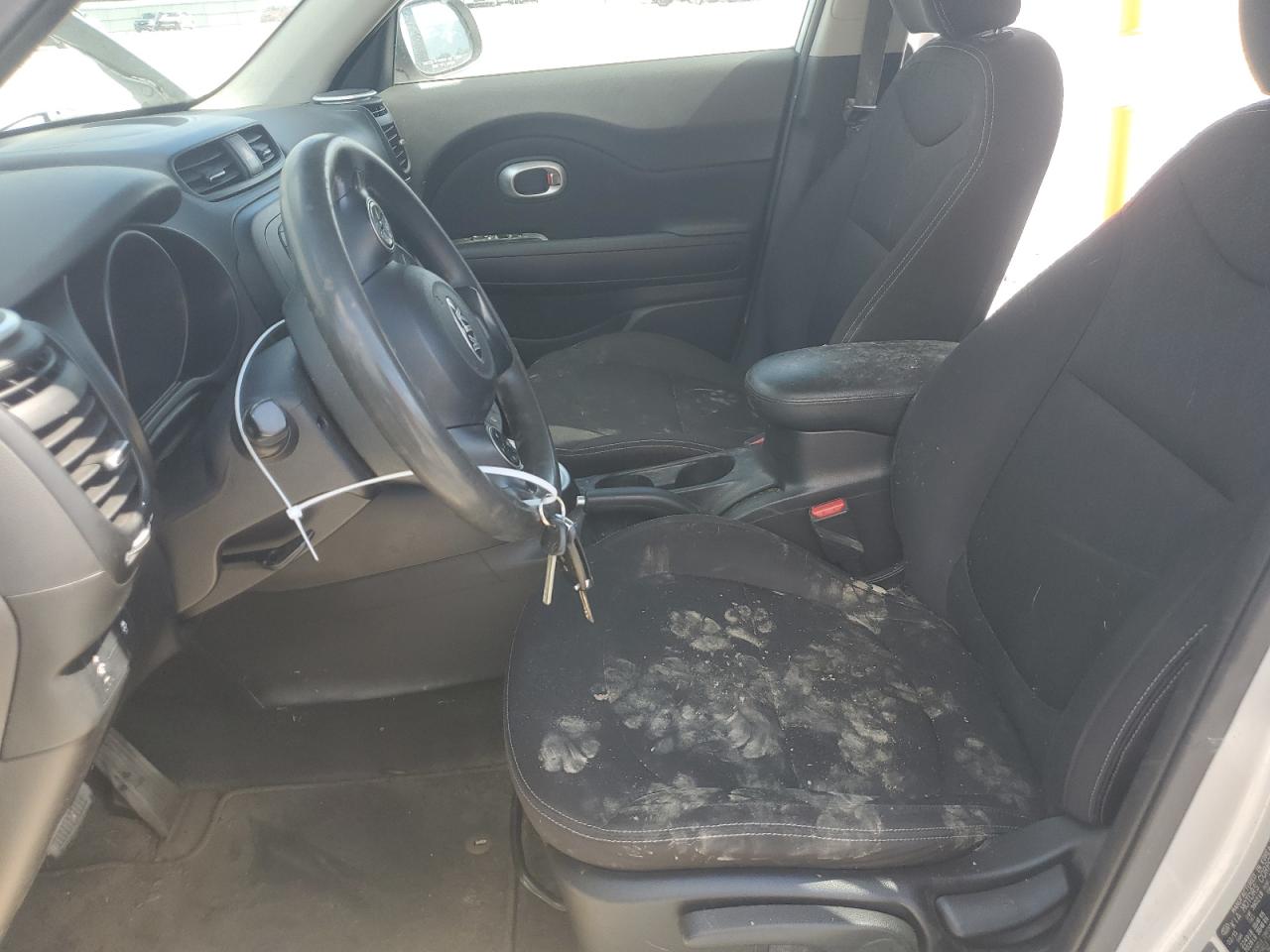 KNDJN2A2XF7801505 2015 Kia Soul