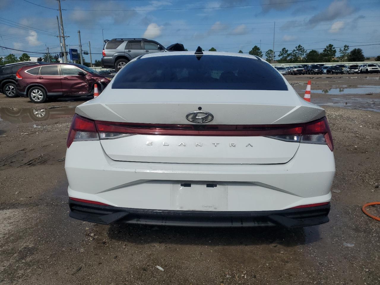 2021 Hyundai Elantra Sel VIN: 5NPLS4AG3MH028605 Lot: 70425834