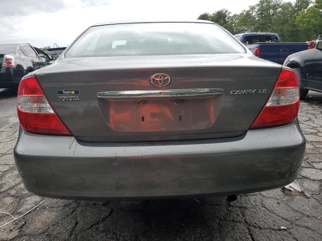 2004 TOYOTA CAMRY LE  