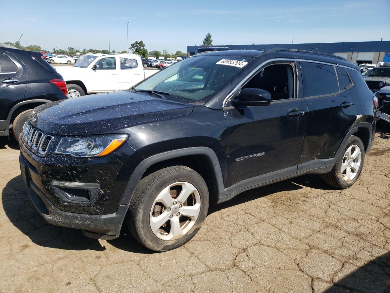 3C4NJDBB1JT175578 2018 JEEP COMPASS - Image 1