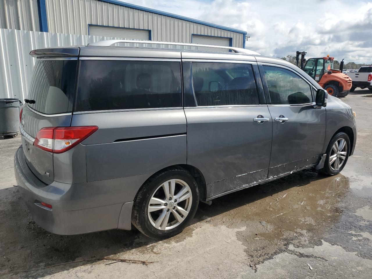 JN8AE2KP3E9106431 2014 Nissan Quest S