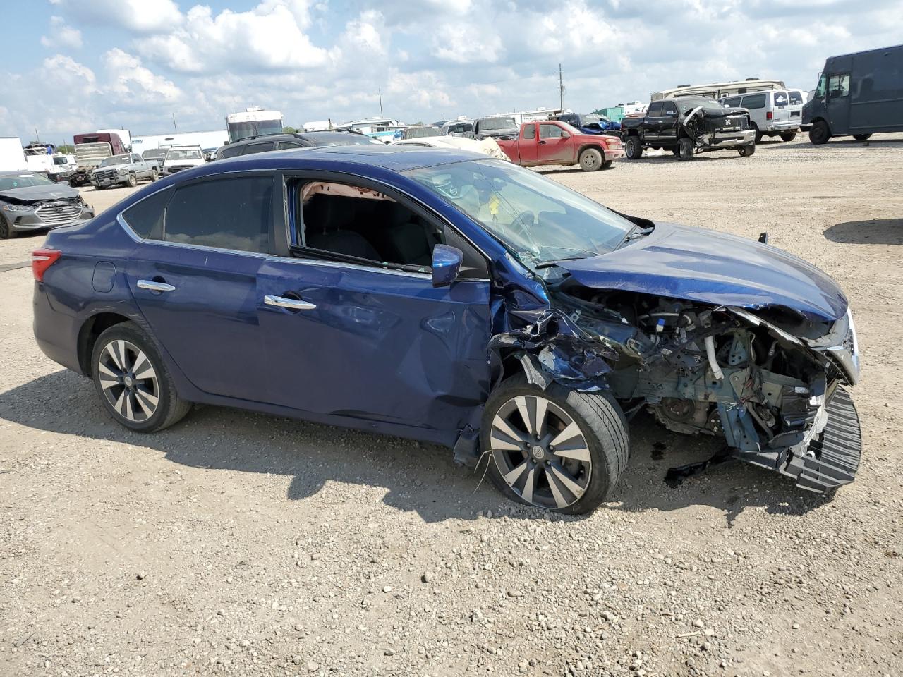 VIN 3N1AB7AP4KY367806 2019 NISSAN SENTRA no.4