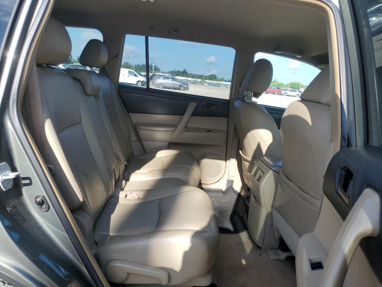 2008 Toyota Highlander VIN: JTEDS41A082020724 Lot: 71538304