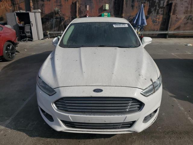 Sedans FORD FUSION 2016 White