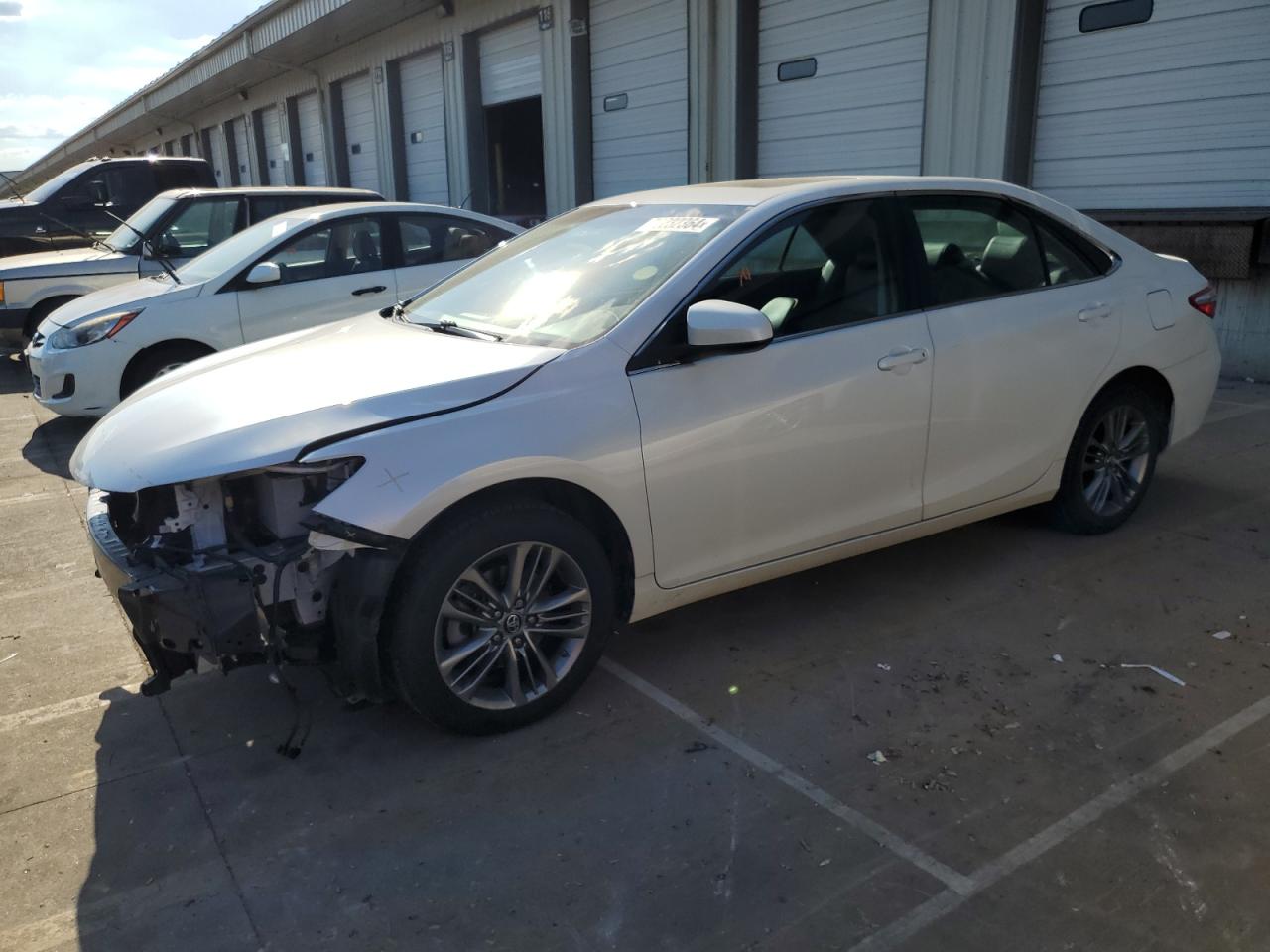 4T1BF1FK8HU319605 2017 TOYOTA CAMRY - Image 1