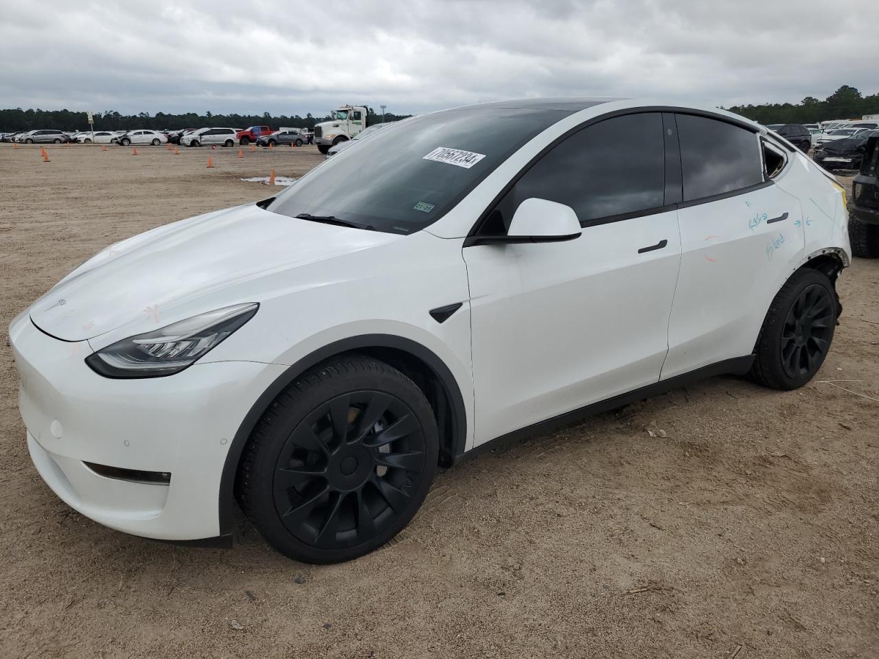 7SAYGDEE3NF331483 2022 Tesla Model Y