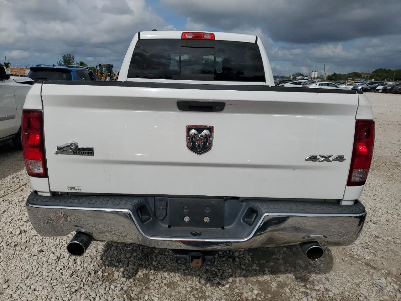 1C6RR7GT7FS578770 2015 Ram 1500 Slt