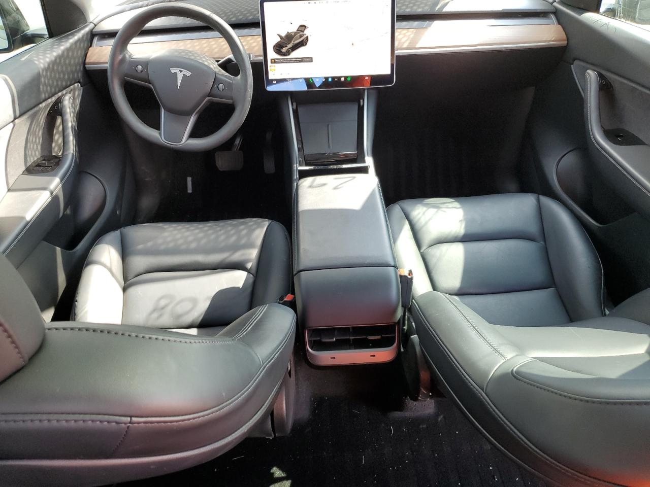 5YJYGDEE9MF080741 2021 Tesla Model Y