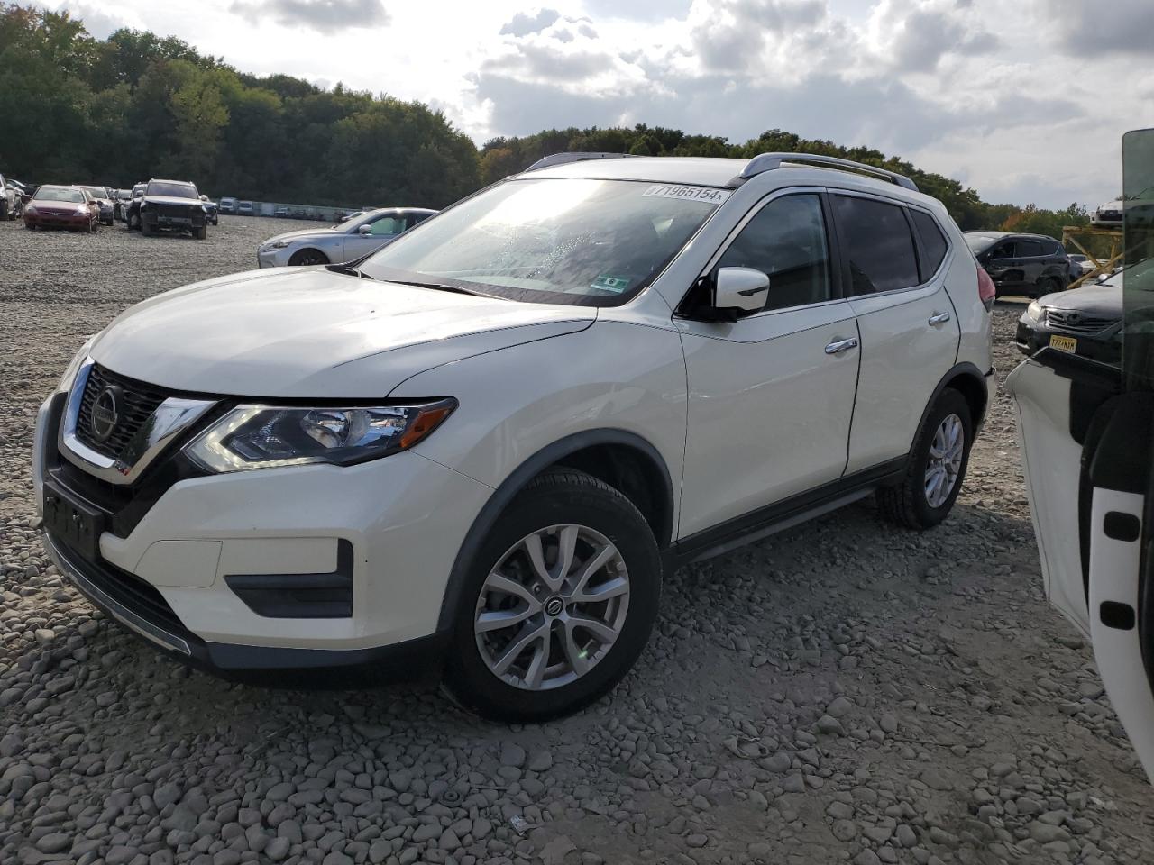 2018 Nissan Rogue S VIN: JN8AT2MV5JW329034 Lot: 71965154